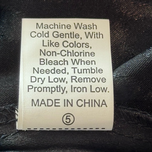 SHEIN Curve 3XL Leopard Satin Wrap Peplum Top - Picture 10 of 10